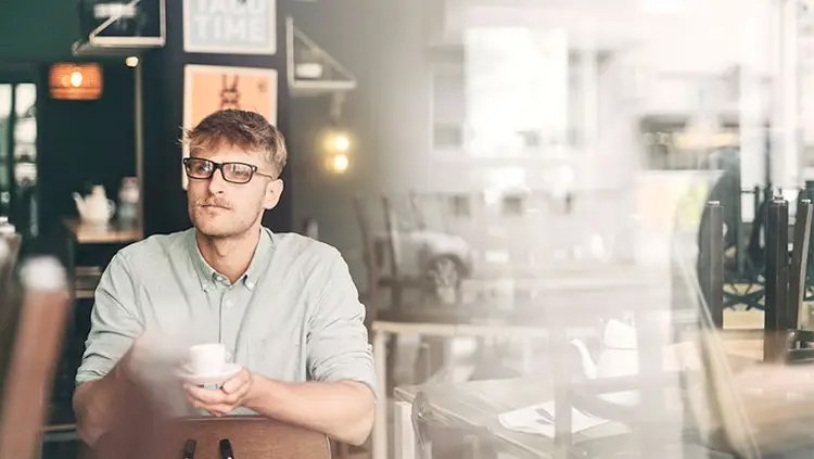Στεγνωτήρας χεριών STIEBEL ELTRON – γερμανικής κατασκευής, υψηλής ταχύτητας και ενεργειακής απόδοσης για επαγγελματικούς χώρους με υγιεινή και άνεση.